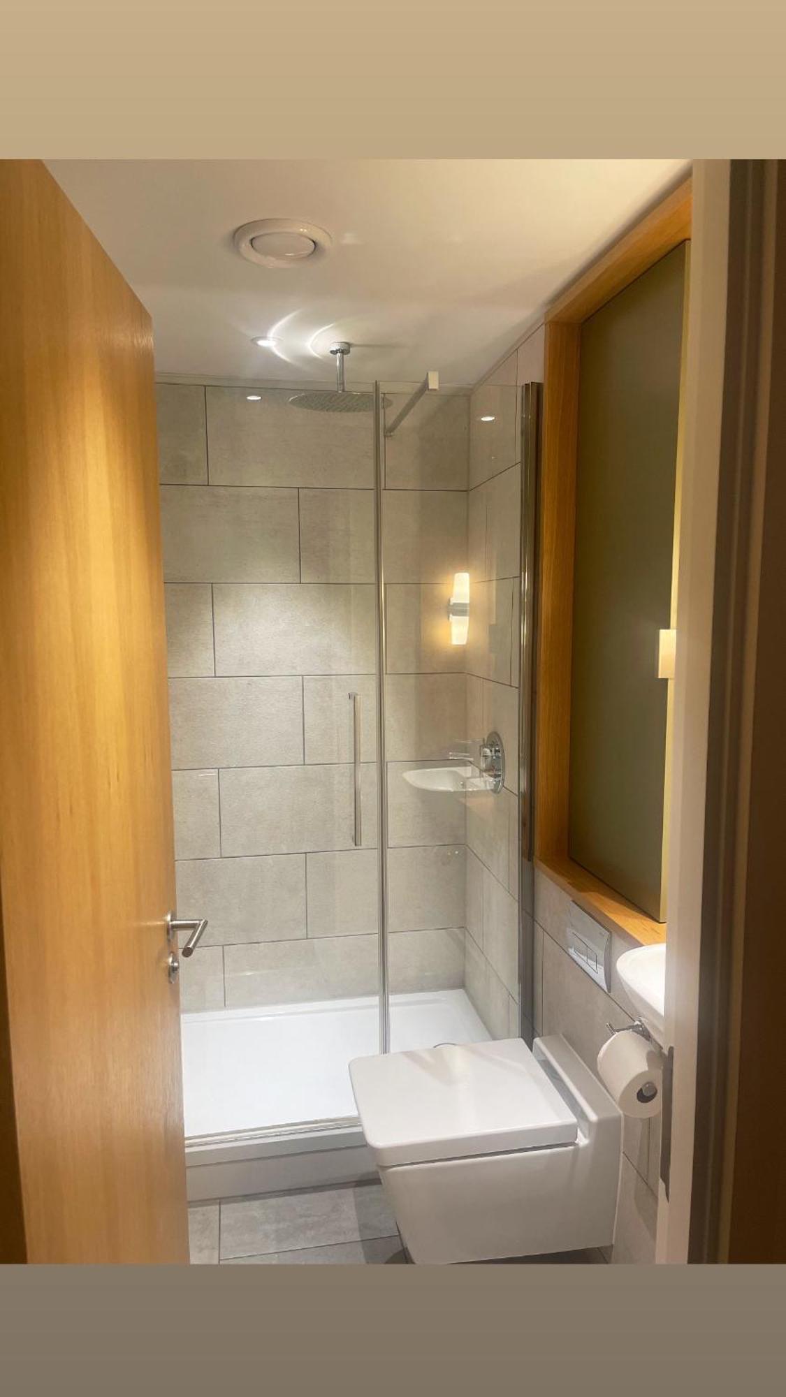 Superb Luxury 2 Bed Londra